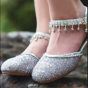 Trish Scully Miss Rodeo Silver Glitter Dress Shoes Girls Size 12 Jeweled Strap